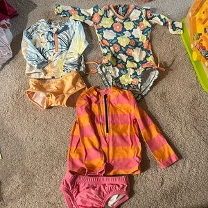 3 Bathing suits